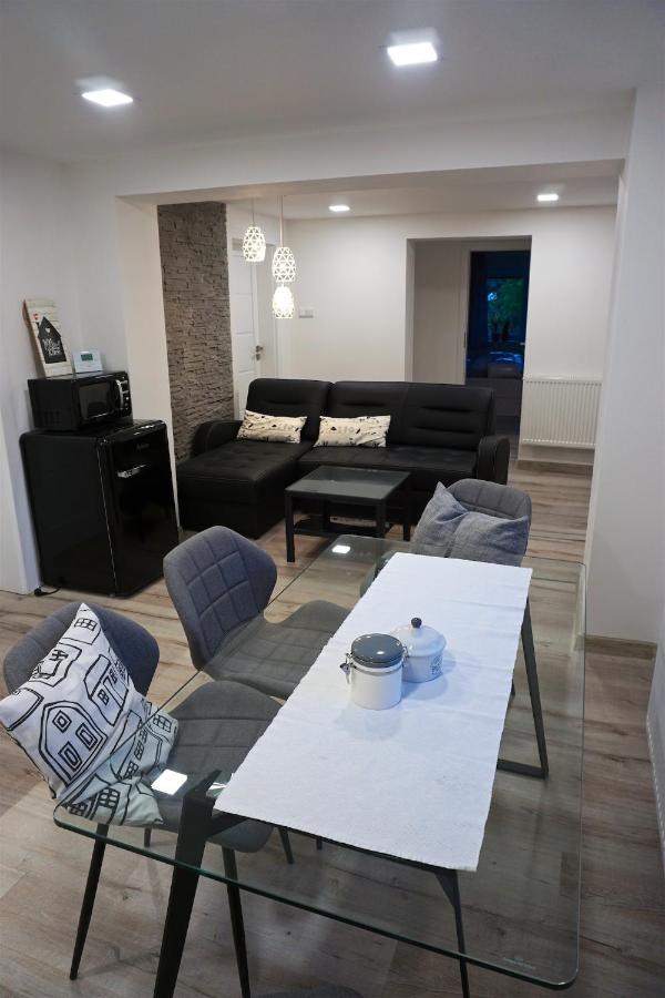 Apartmany U Lipy Tatobity Luaran gambar