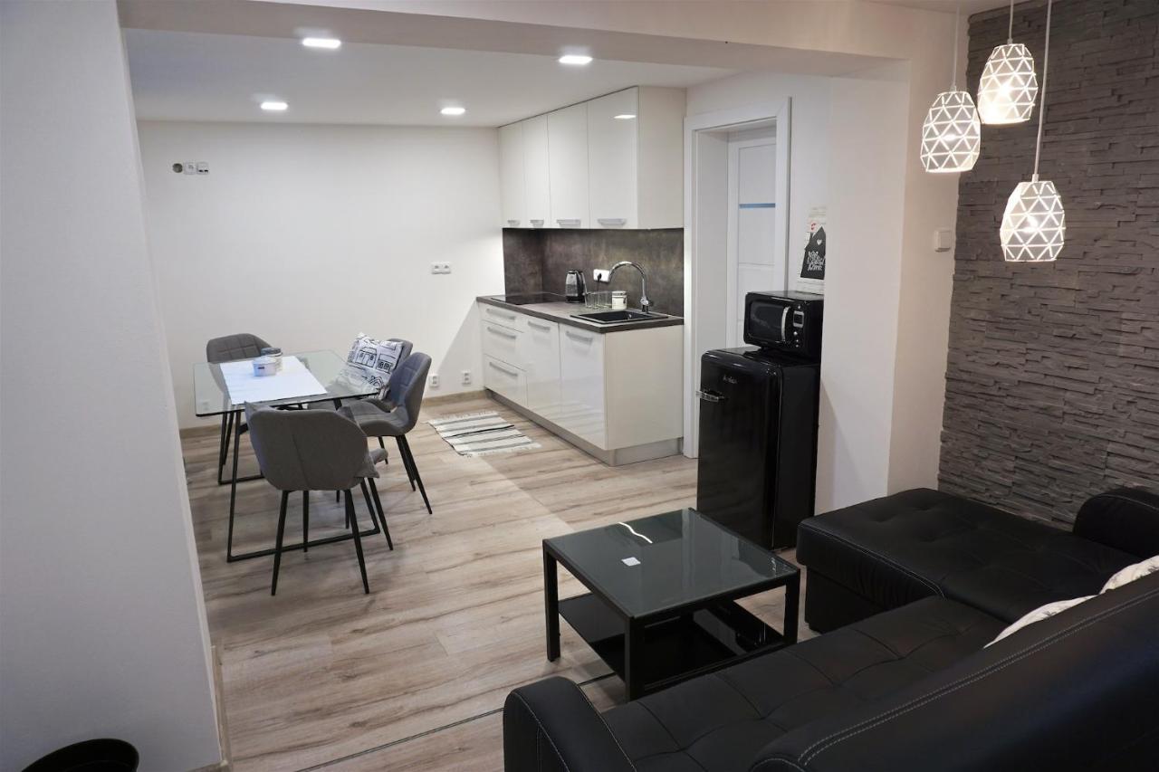 Apartmany U Lipy Tatobity Luaran gambar